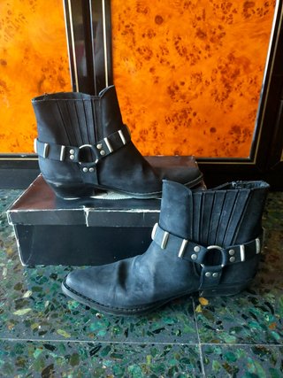 Botas Joe Sanchez de segunda mano por 40 EUR en Zaragoza en WALLAPOP