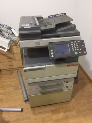 Fotocopiadora Impresora profesional Develop indust de segunda mano por 300  EUR en Sevilla en WALLAPOP