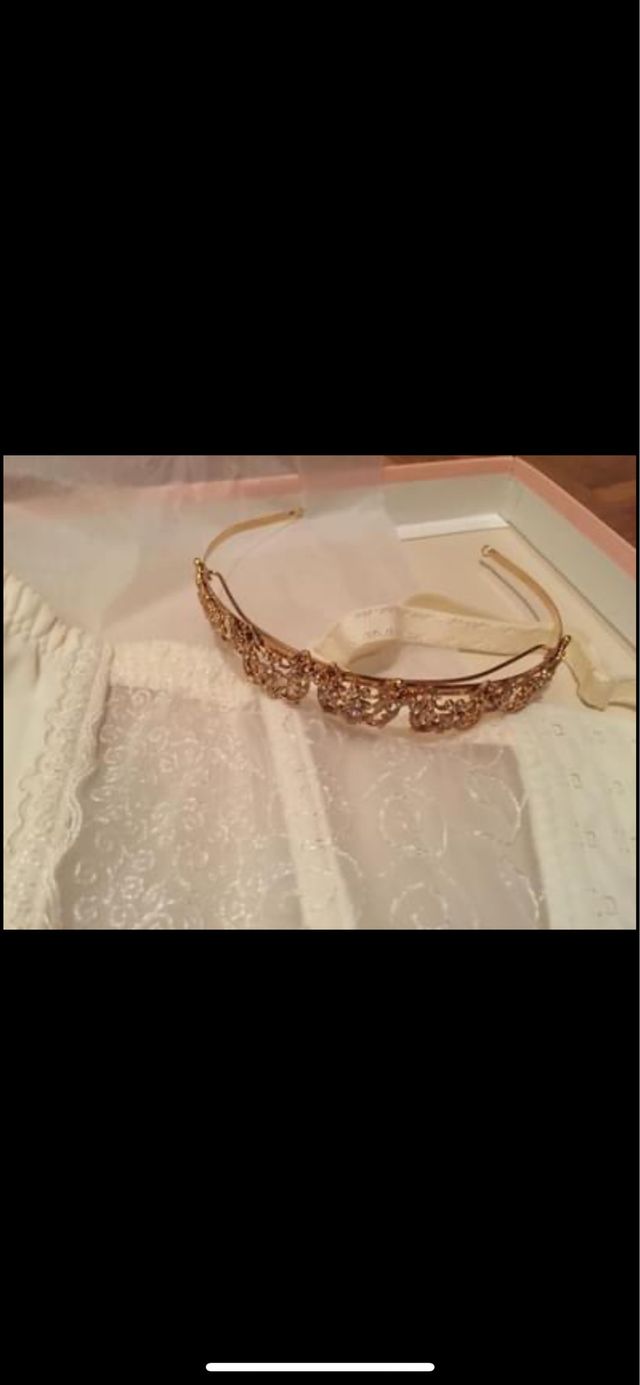 Vestido de novia sin estrenar.