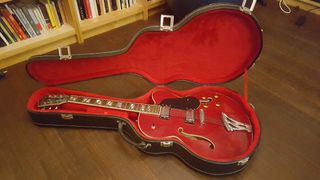 Guitarra semicaja gretsch electromatic g5422tg clsc hlw wlnt