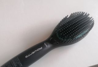 Cepillo alisador rowenta de segunda mano en WALLAPOP