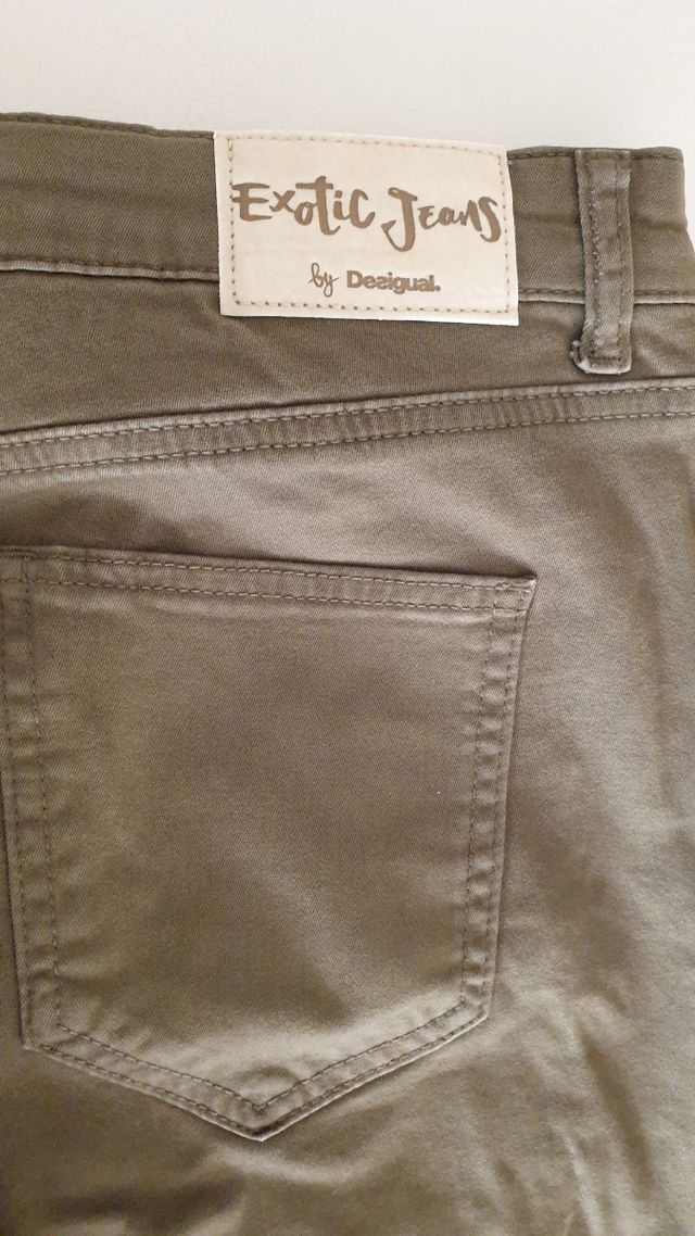 Pantalón Desigual, Talla 38