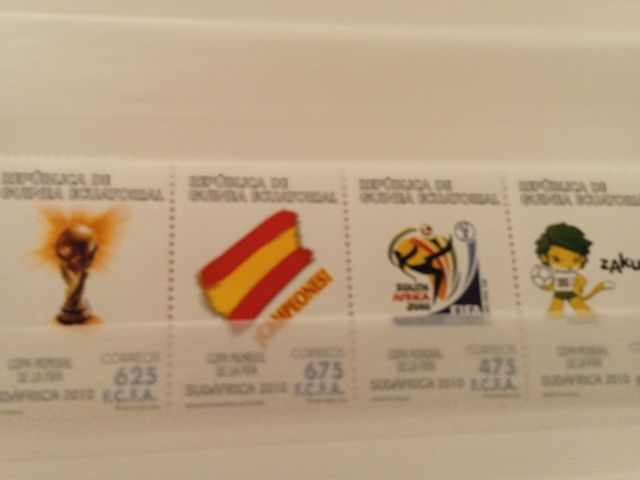 16 Sellos Guinea. Año 2.010