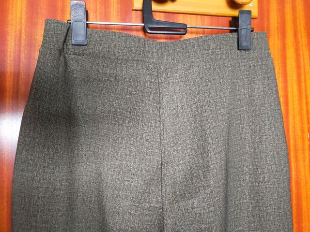 Pantalón Elástico con Bolsillos