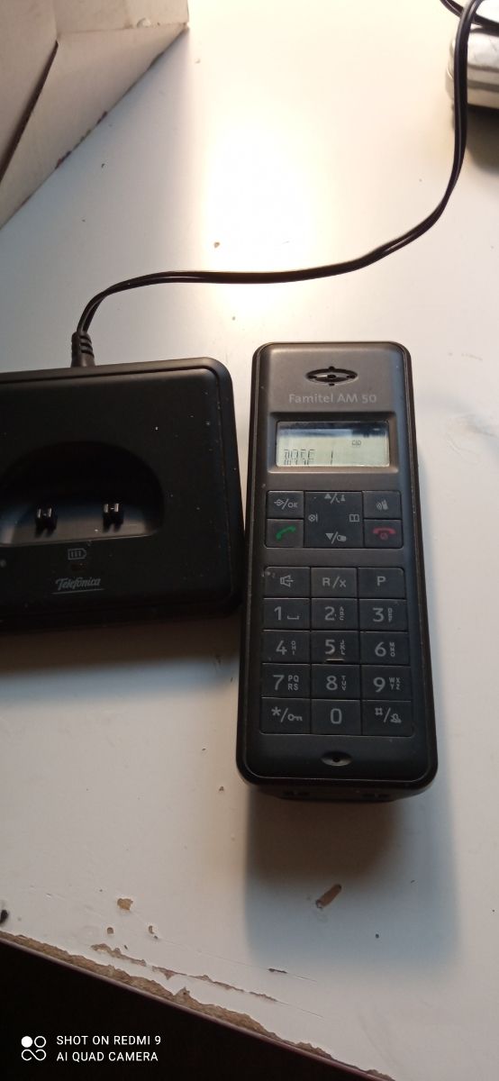 teléfonos fijos y inalámbricos