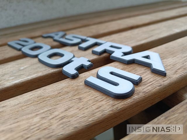 Insignia / emblema Opel Astra 200ts