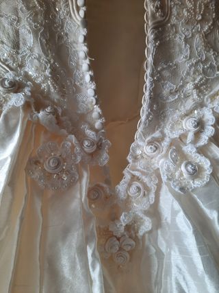 Vestido novia de segunda mano por 120 EUR en Oviedo en WALLAPOP