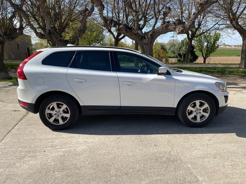 Volvo XC60 2010 - foto 1