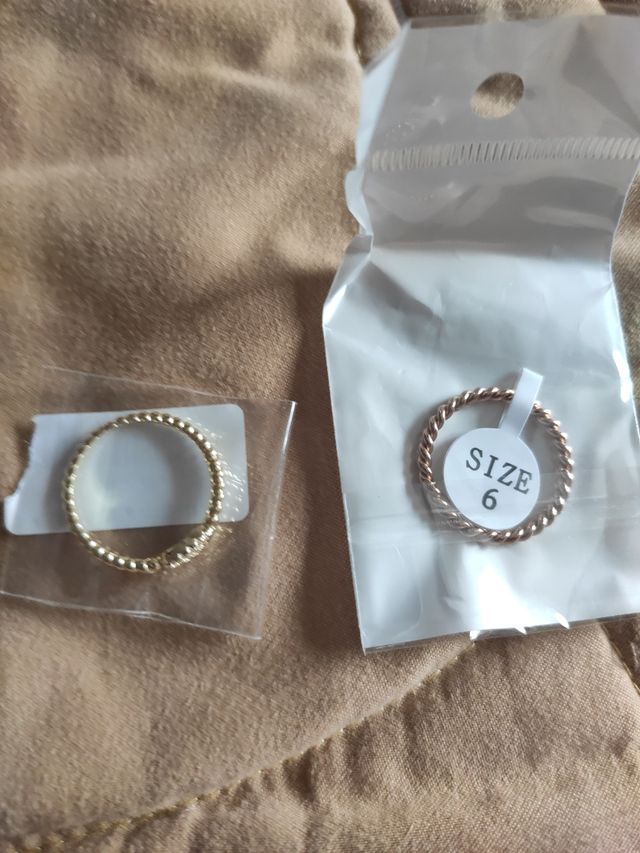 Bisutería varía, a estrenar