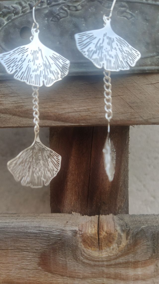 pendientes hoja ginkgo plateados
