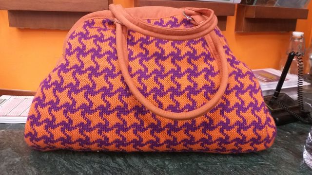 borsa artigianale in mistolana e alcantara