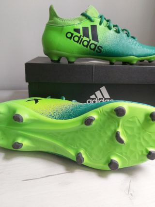 Zapatillas Tacos Adidas Techfit X de segunda mano por 30 EUR en León en  WALLAPOP