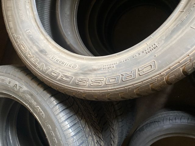 275/50R20 109W. Continental.