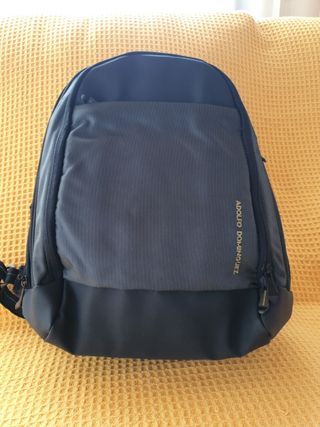 Mochila Adolfo Dominguez de segunda mano en WALLAPOP
