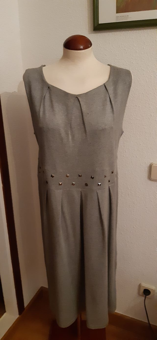 Vestido punto gris