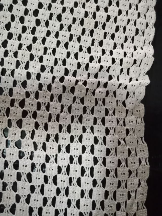 tappeto rettangolare antico all'uncinetto