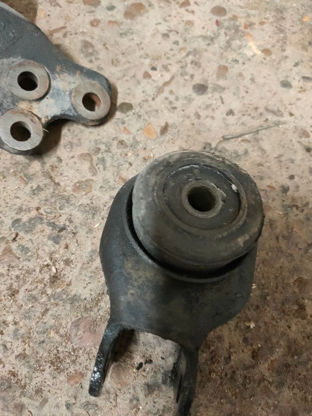 soportes grupo delantero vitara