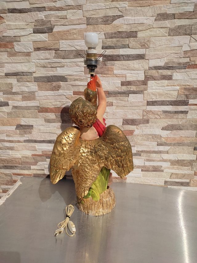 Antigua lámpara de sobremesa