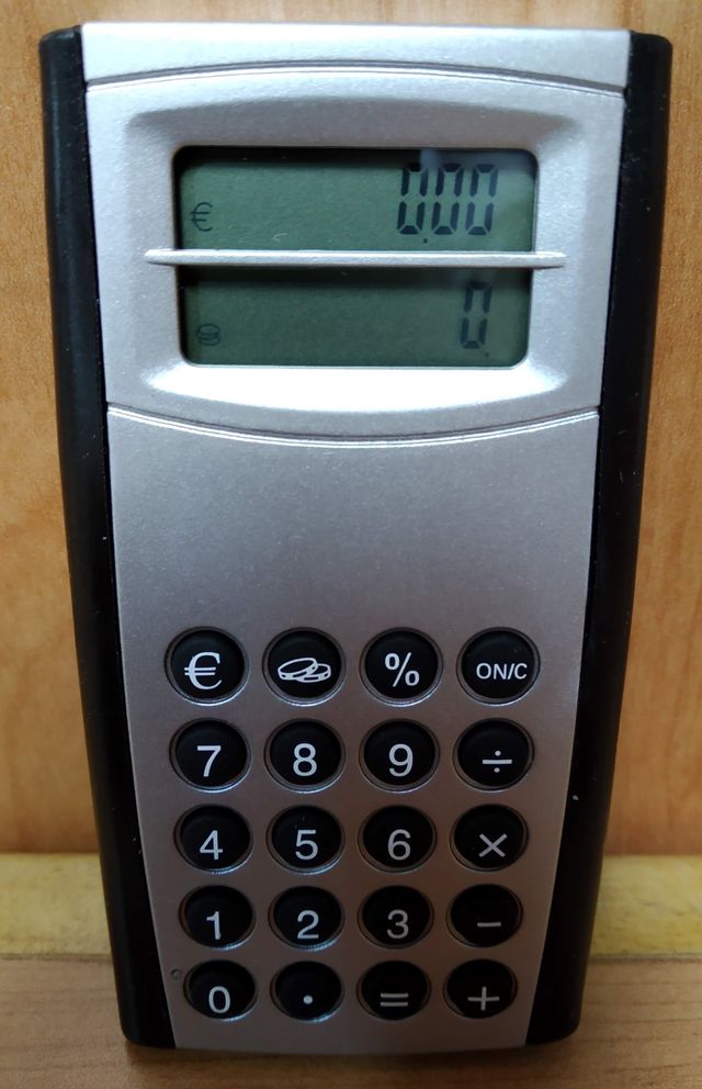 10, 20 o 50 calculadoras pequeñas