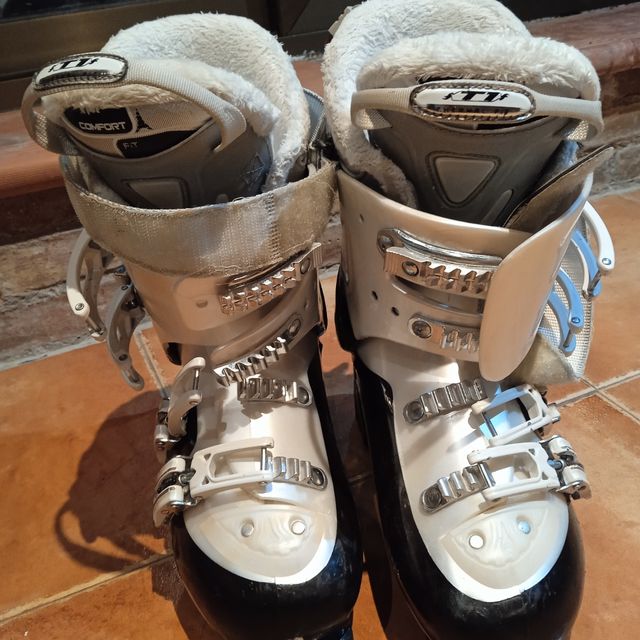 botas esquí atomic mujer