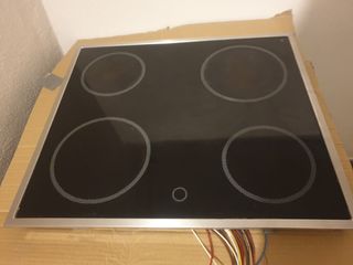 Horno con vitrocerámica Corberó de segunda mano por 150 EUR en Bilbao en  WALLAPOP