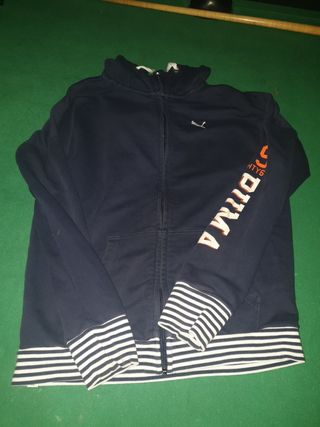 Chaqueta chandal puma de segunda mano por 7 EUR en Valencia en WALLAPOP