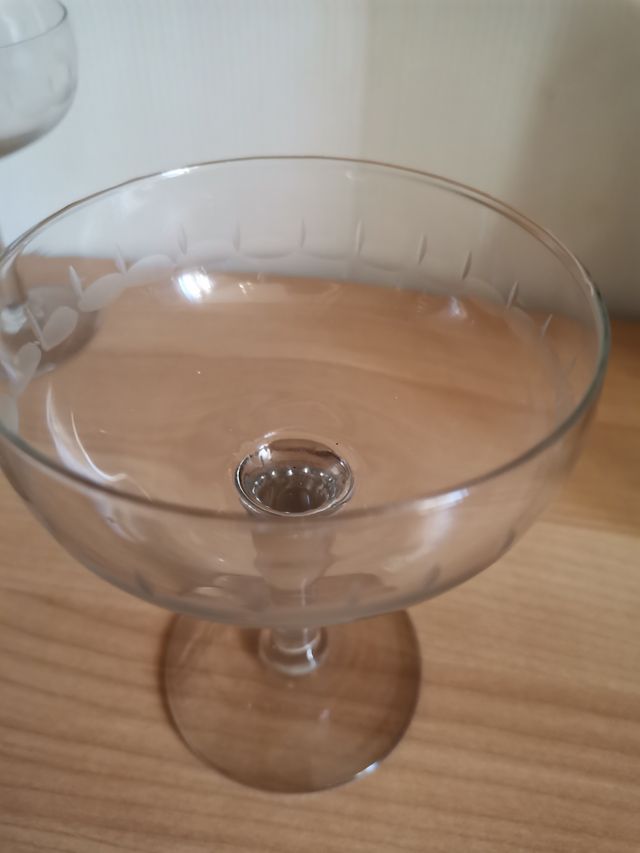 3 COPAS CAVA VINTAGE + 2 DE REGALO