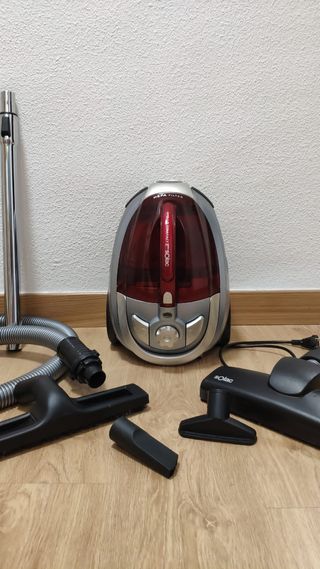 Aspirador Solac As3192 de 650 w de segunda mano por 45 EUR en Madrid en  WALLAPOP