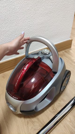 Aspirador Solac As3192 de 650 w de segunda mano por 45 EUR en Madrid en  WALLAPOP