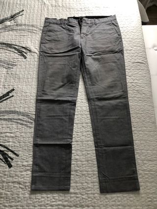 Pantalón hombre talla 44 Mango de segunda mano por 10 EUR en Madrid en  WALLAPOP