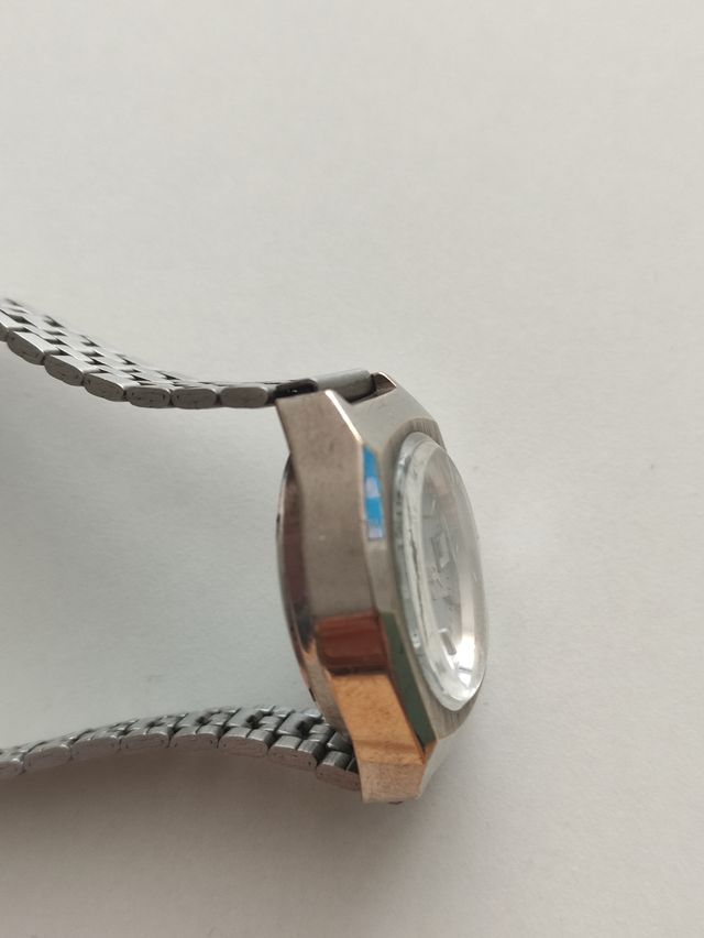 Reloj de pulsera Verni