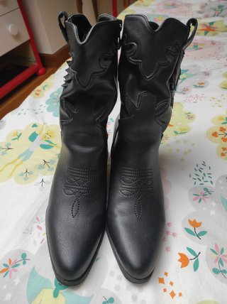 Botas camperas de segunda mano por 15 EUR en Santelices en WALLAPOP