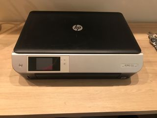 Impresora hp envy 5530 de segunda mano por 40 EUR en Madrid en WALLAPOP