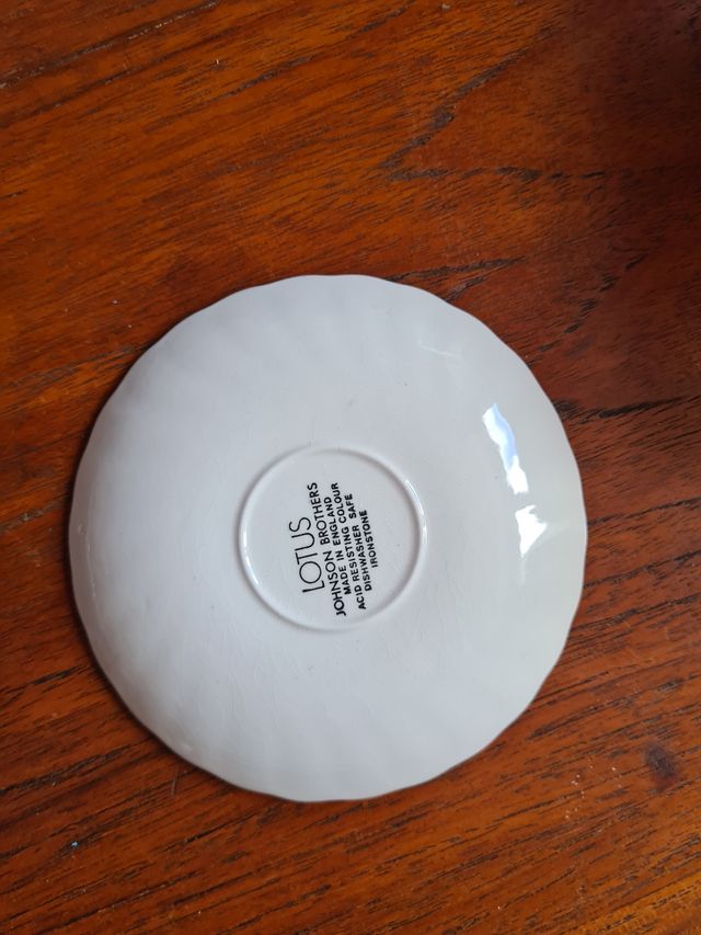 Juego de café Johnson Brother Lotus