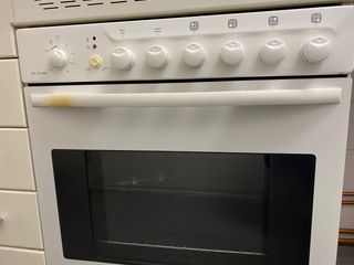 Horno Teka. URGE VENTA de segunda mano por 85 EUR en Madrid en WALLAPOP