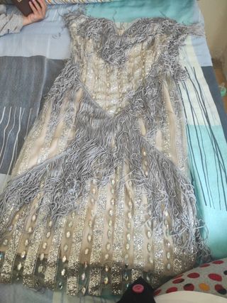 Vestidos de boda gitana de segunda mano por 20 EUR en Santa Coloma de  Gramenet en WALLAPOP