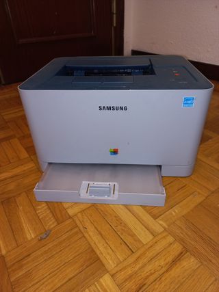IMPRESORA Laser Color SAMSUNG CLP-360 TONER USB de segunda mano por 55 EUR  en Barcelona en WALLAPOP