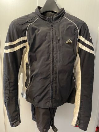 Traje cordura mujer de segunda mano por 120 EUR en Alcázar de San Juan en  WALLAPOP