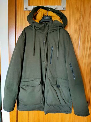 CHAQUETA ZARA HOMBRE de segunda mano por 25 EUR en Donostia-San Sebastián  en WALLAPOP