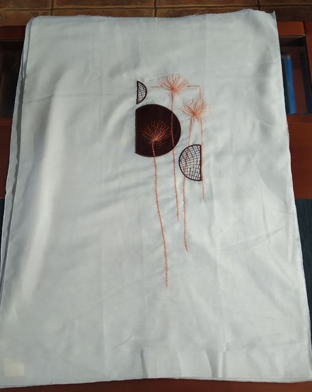 Lote de 7 retales de visillo bordados