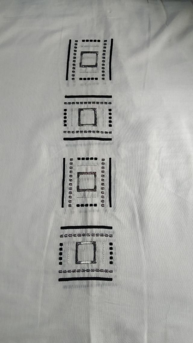 Lote de 7 retales de visillo bordados