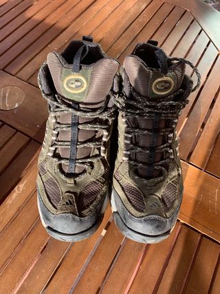 Botas montaña Adidas talla 38 2\\/3 de segunda mano por 10 EUR en Valencia  en WALLAPOP