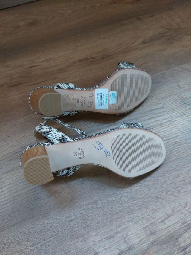 sandalia Gloria Ortiz