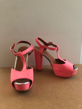 Sandalias tacón cuadrado flúor TREND CAPSULE - Venca - 037549