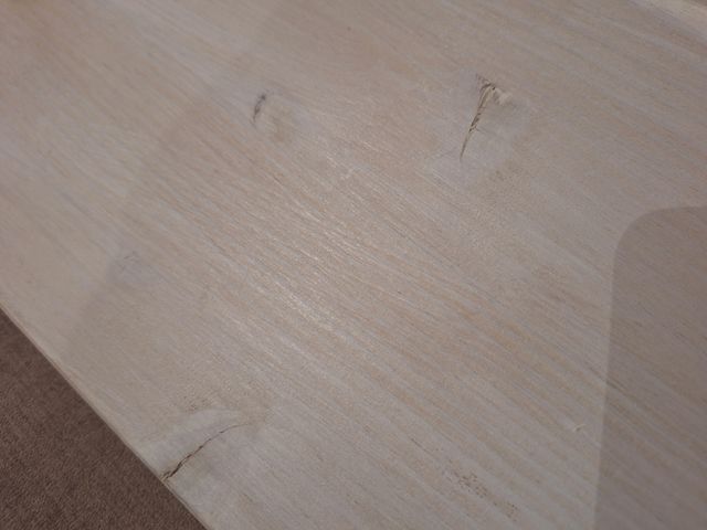 Perchero infantil blanco con 2 estrellas azules