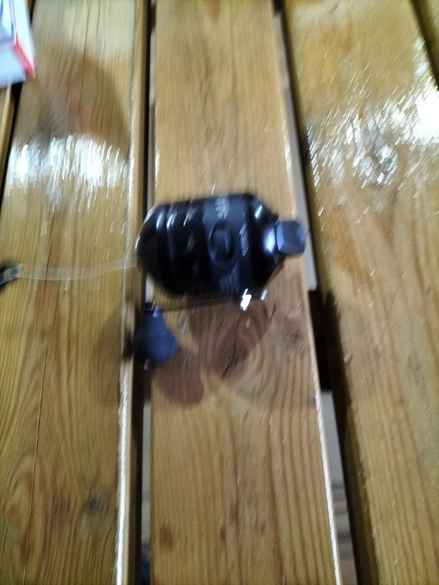 carrete de pesca, con bobina interna