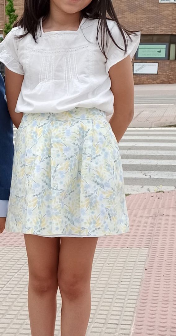 Falda tizzas talla 7-8 años