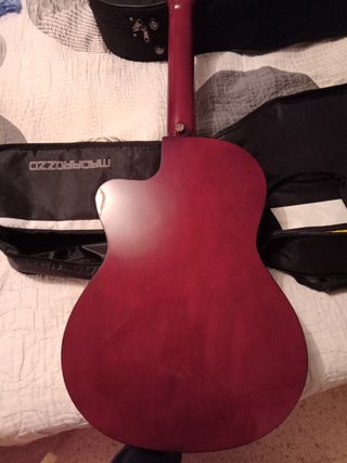 Guitarras segunda mano en Masquefa en WALLAPOP