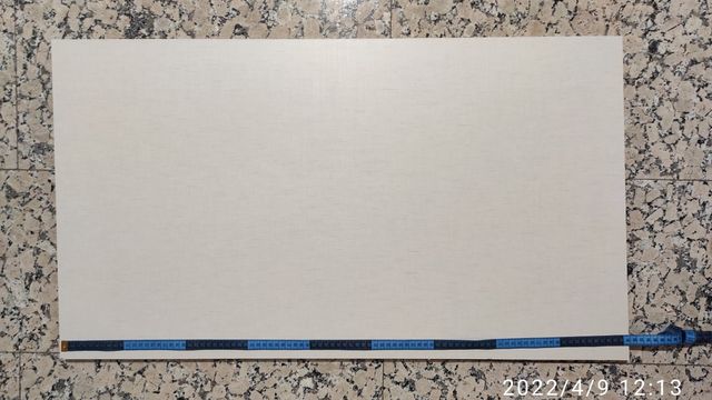 Estanterías, tablones cortados color blanco gris