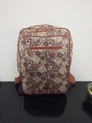 Mochila Portátil Misako de segunda mano por 18 EUR en Barcelona en WALLAPOP